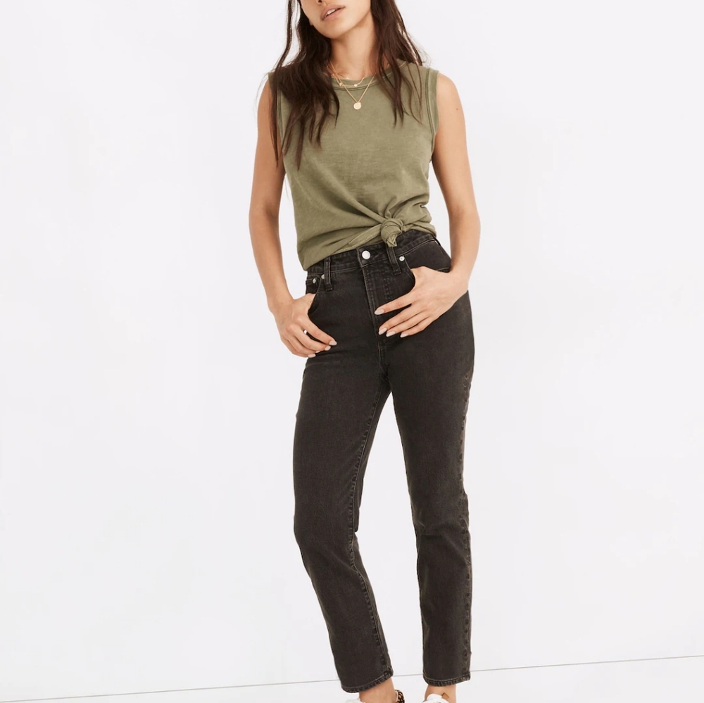 Madewell perfect vintage cropped Jean in a black/dark gray wash